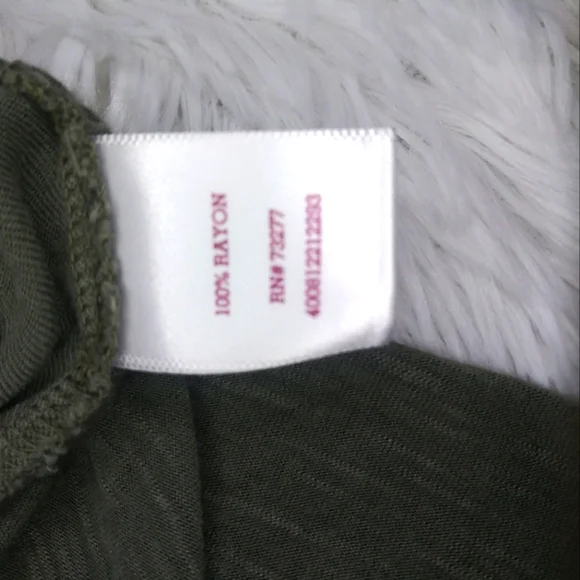Perfectly Soft/perfectly you L long sleeve olive blouse - Picture 6 of 8